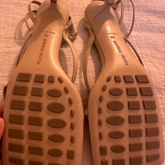 NIB Bottega Veneta Stretch Multi-Strap Leather Sandals Size 8 - NUDE - Picture 9 of 10